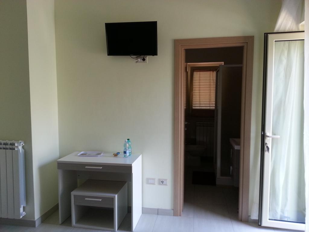 Il Girasole Formia Guesthouse Rooms Exterior foto