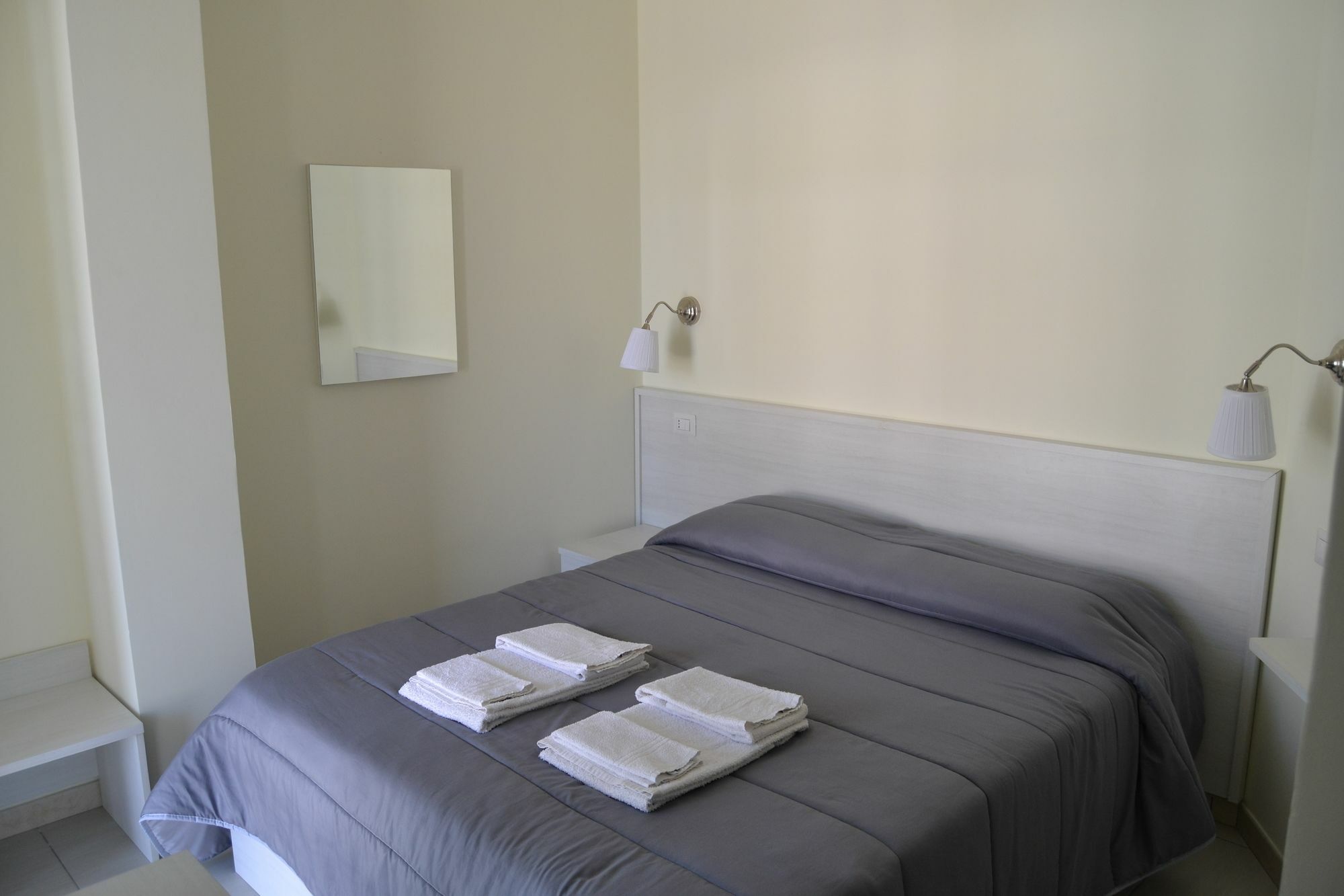 Il Girasole Formia Guesthouse Rooms Exterior foto